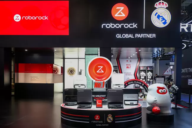 全球首款轮足扫地机器人革新清洁体验-智云网(图4)