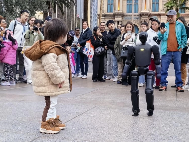 启元Q1引领个人机器人革命，小尺寸大突破(图5)