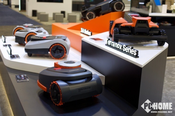 九号亮相CES2026 创新交通与机器人新品发布(图6) 九号亮相CES2026 创新交通与机器人新品发布(图6)