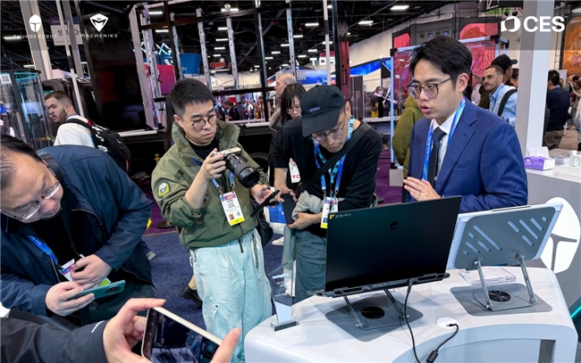 轻薄性能游戏本突破：雷神ZERO Air实现极致便携与高性能(图1)