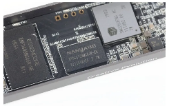 KLEVV CRAS C700 RGB SSD 240GB:高颜值散热与强悍性能解析(图9) KLEVV CRAS C700 RGB SSD 240GB:高颜值散热与强悍性能解析(图9)