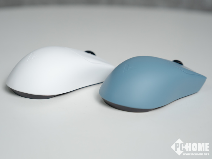 雷柏VT0系列无线电竞鼠标深度评测,中小手玩家的理想选择(图3) 雷柏VT0系列无线电竞鼠标深度评测,中小手玩家的理想选择(图3)