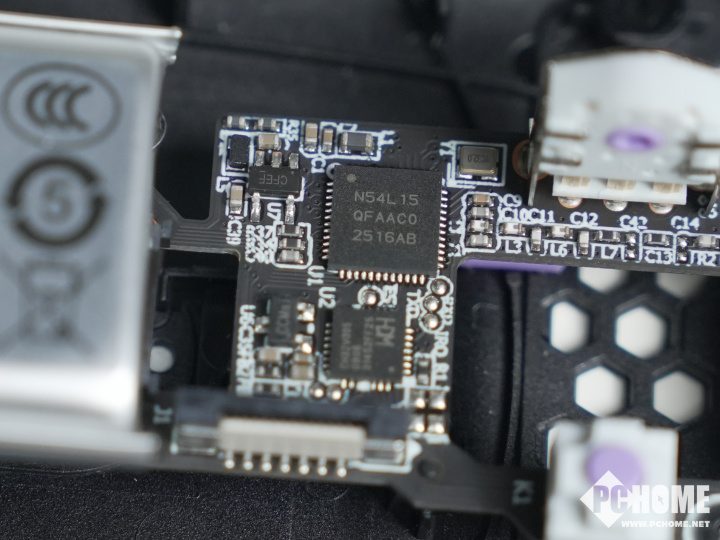 雷柏VT0系列无线电竞鼠标深度评测,中小手玩家的理想选择(图10) 雷柏VT0系列无线电竞鼠标深度评测,中小手玩家的理想选择(图10)