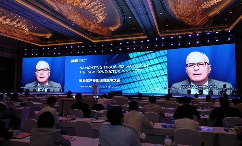 全球IC企业家大会开幕 中国集成电路产业驶入快车道年增超20%(图8) 全球IC企业家大会开幕 中国集成电路产业驶入快车道年增超20%(图8)