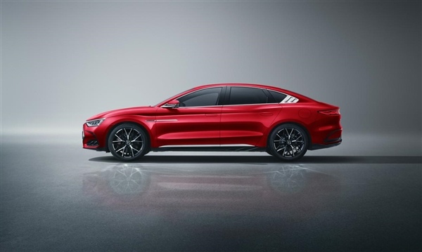 比亚迪汉家族全面进阶,四款车型21.58万起售(图5) 续航1300km 加速最快3.7秒!比亚迪汉DM-i/P正式上市:21.58万起