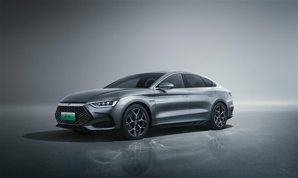 比亚迪汉家族全面进阶,四款车型21.58万起售(图7) 续航1300km 加速最快3.7秒!比亚迪汉DM-i/P正式上市:21.58万起