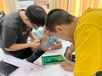 IC设备技术员岗前就业班结营 近40名学员成功推荐入职(图3)