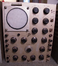 泰克示波器78年创新发展史：从世界第一台商用示波器到数字时代的技术演进(图2)