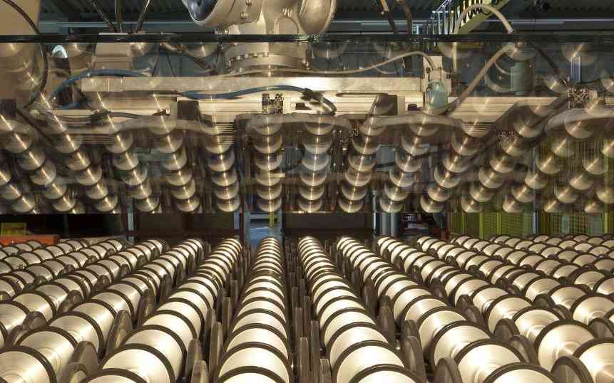 肖特浮法工艺30年创新路：从硼硅玻璃到智能设备应用(图6)