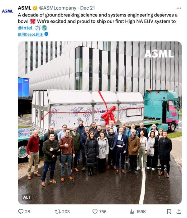 ASML交付首台高数值孔径EUV光刻机助力2nm芯片制造