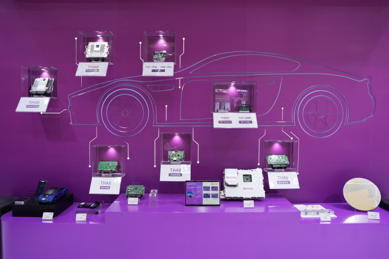 汽车芯片国产化突围:本土企业抢占智能电动汽车万亿市场(图2) 汽车芯片国产化突围:本土企业抢占智能电动汽车万亿市场(图2)