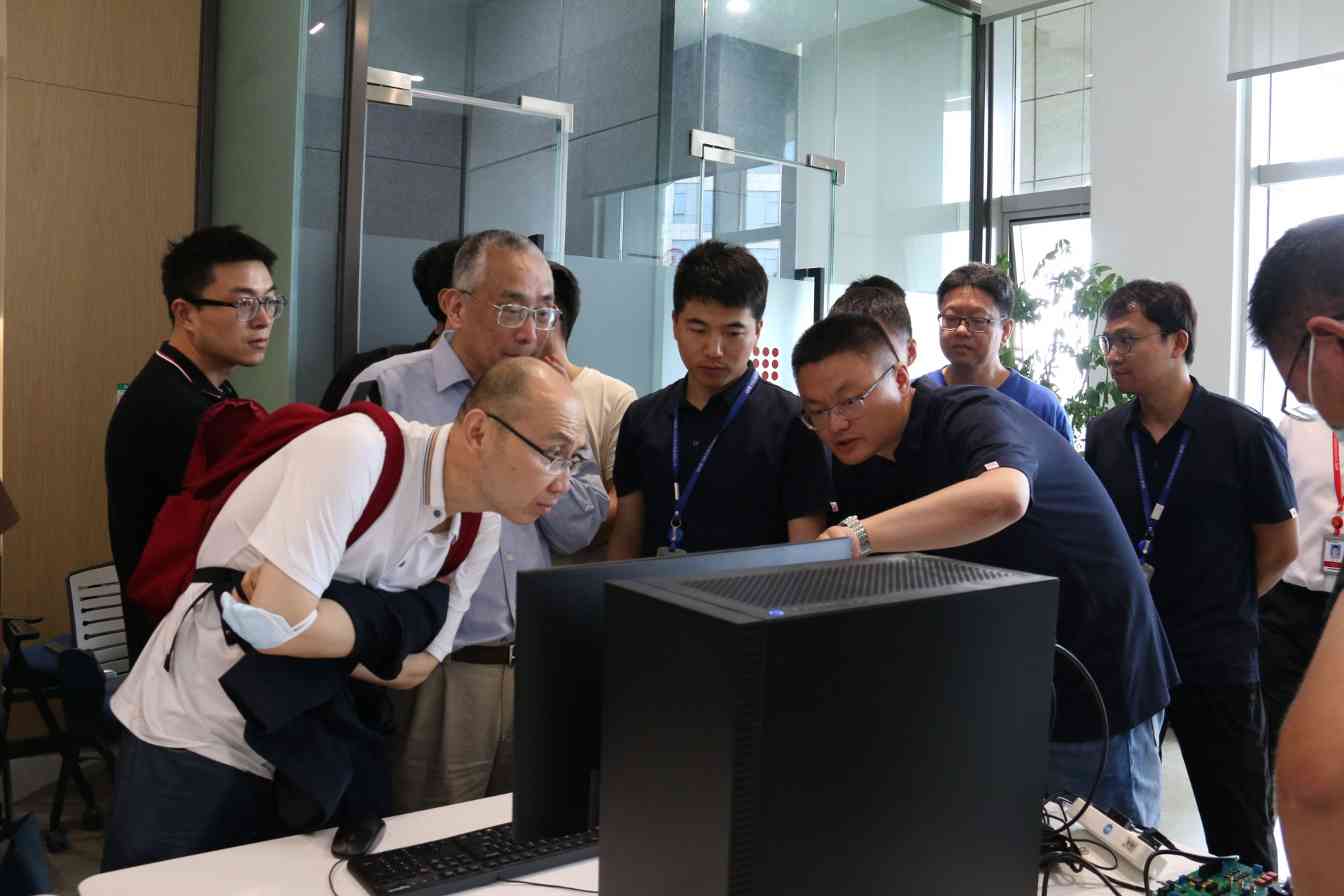 融核造芯 智创未来 亿芯公司高性能可编程SoC/SIP系列新品发布会(图10)