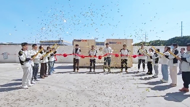 首台SOI红外膜厚量测设备成功出机(图2)