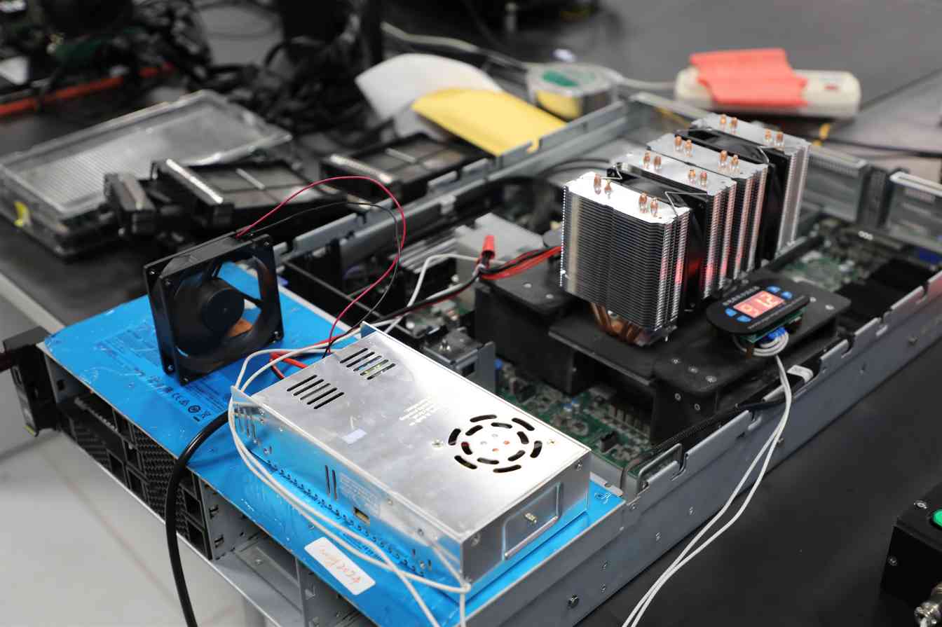 国产DDR5 RDIMM内存条实现工业存储突破(图3)