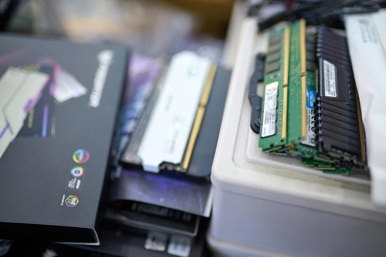 存储芯片超级周期启动 国产替代加速