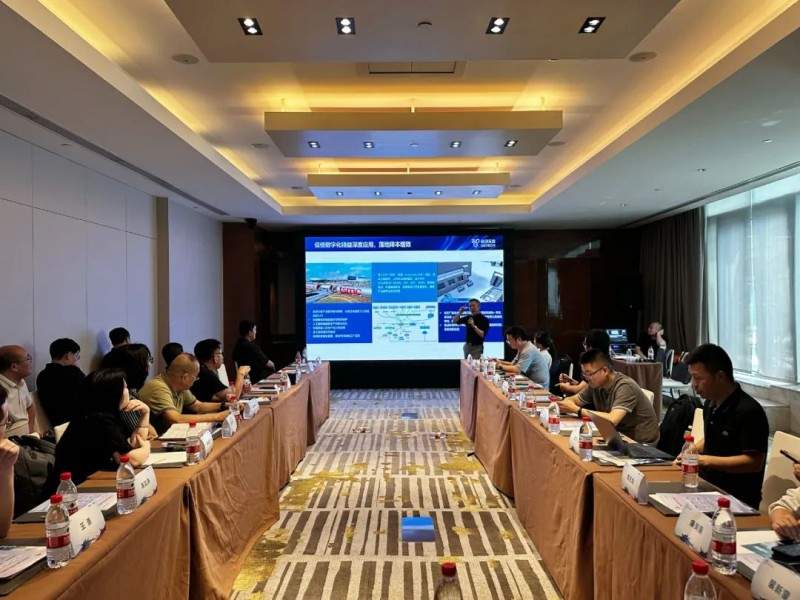 AI驱动半导体智能制造方法论：重塑人机效比与质量成本(图1)