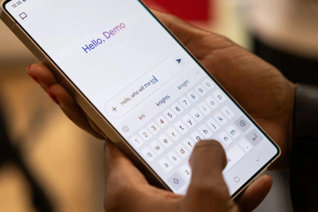 e34770e8j00t5c74q001kd000u000k0m 苹果将借 Gemini 推进 AI Siri 升级